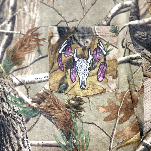 Russell Outdoors Southern Attitude Collection Camo TShirt - Picture 3 of 6